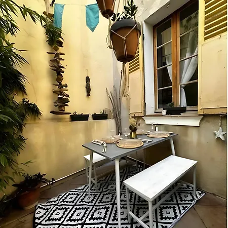 Mourillon - T2 Avec Terrasse A 100m De La Apartmán Toulon