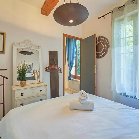 Mourillon - T2 Avec Terrasse A 100m De La