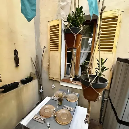 Mourillon - T2 Avec Terrasse A 100m De La * טולון