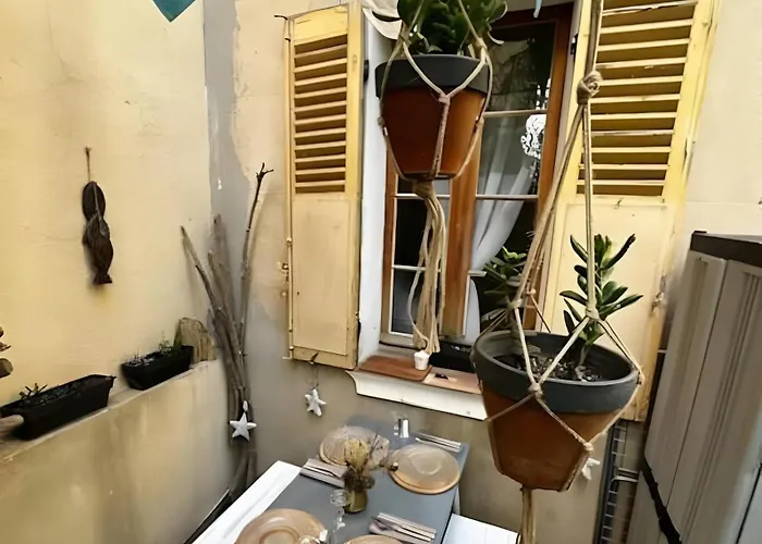 Mourillon - T2 Avec Terrasse A 100m De La * Toulon