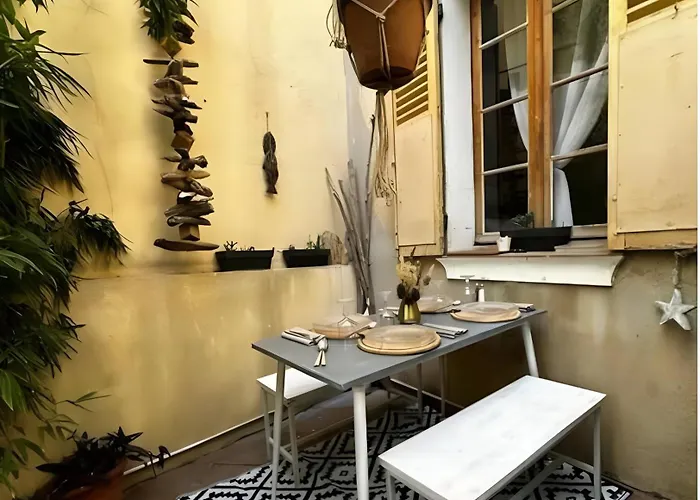 Mourillon - T2 Avec Terrasse A 100m De La Apartman Toulon